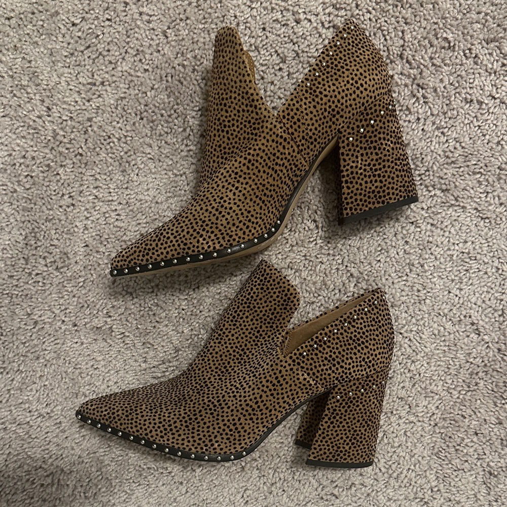 Gianni bini leopard studded ankle boot